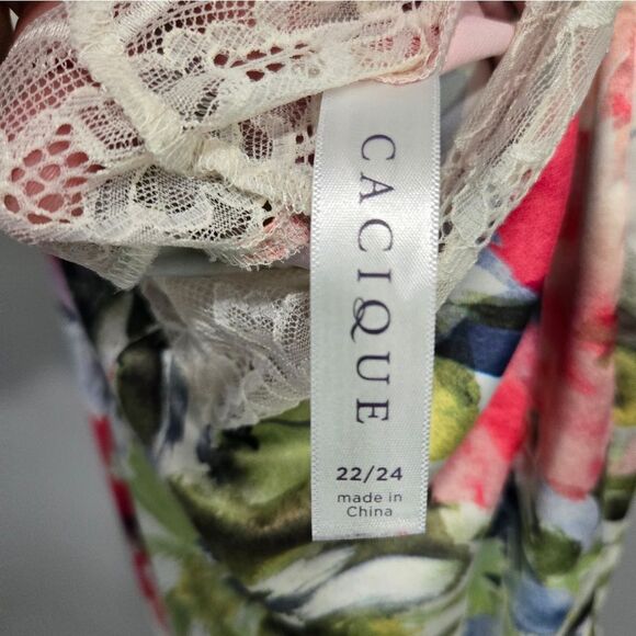 🐢 Cacique floral nightgown Size 22/24 - Picture 4 of 10